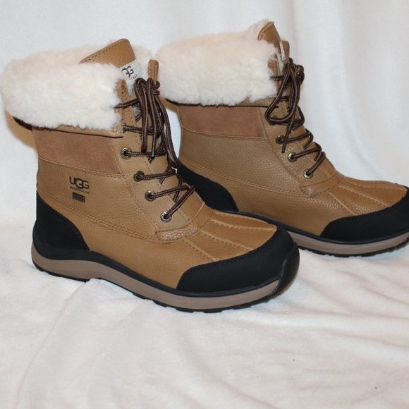NEW UGG WOMEN'S ADIRONDACK III LEATHER SHEARLING LINED WINTER SNOW BOOTS - Picture 1 of 8